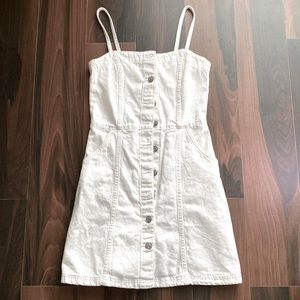 White used button down casual dress with pockets size 3XS for kids